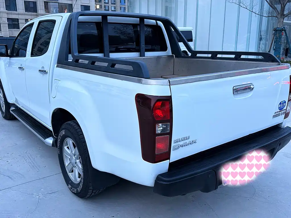 ISUZU D MAX