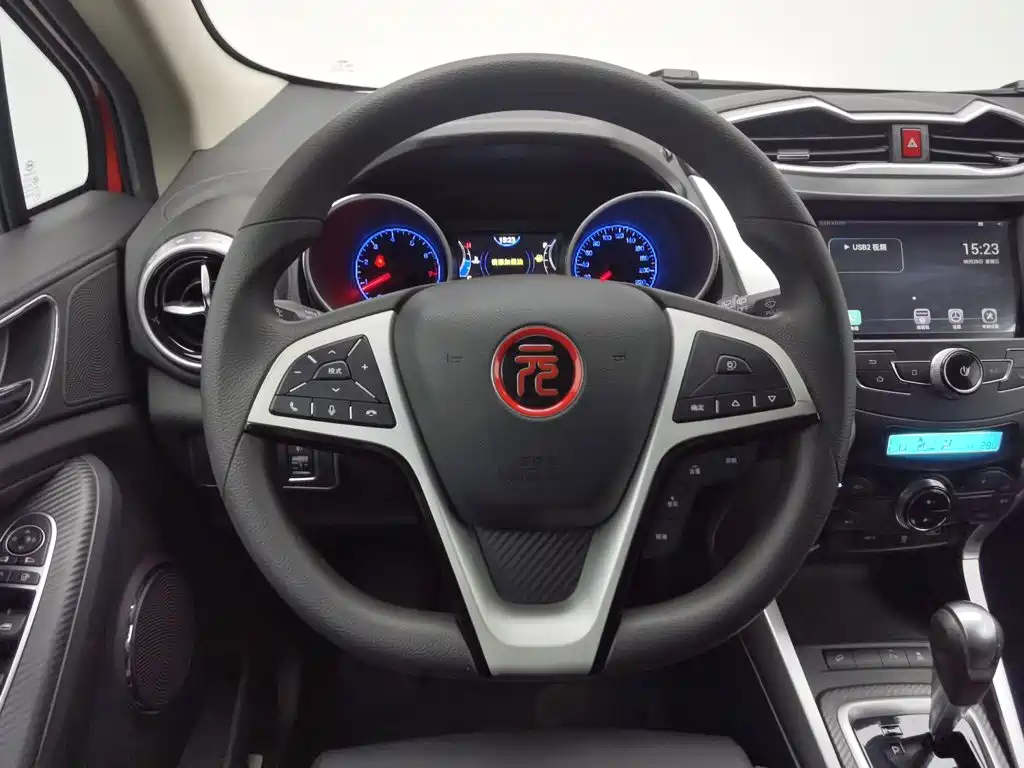 BYD Yuan — миниатюра 11