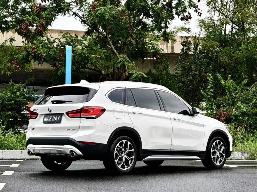 BMW X1 — миниатюра 4