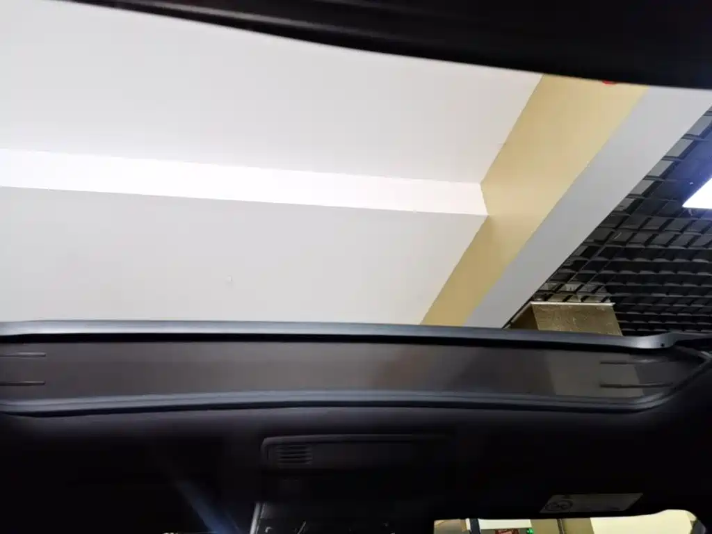 Volkswagen T-Roc — миниатюра 18