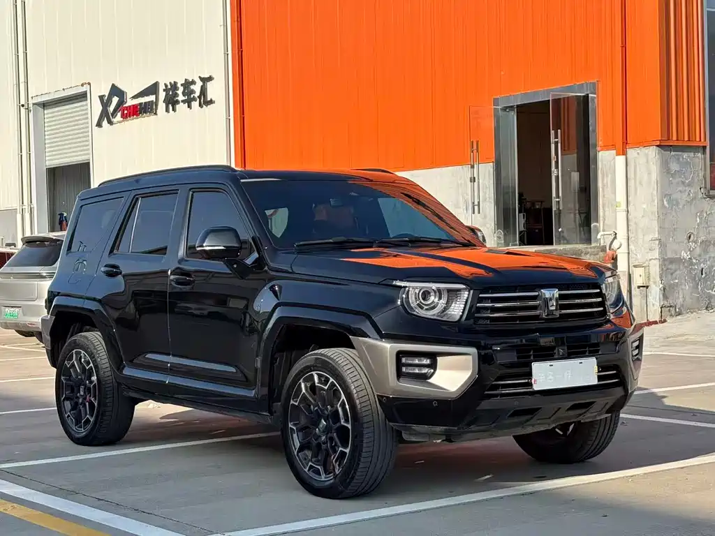 TANK TANK 700 NEW ENERGY