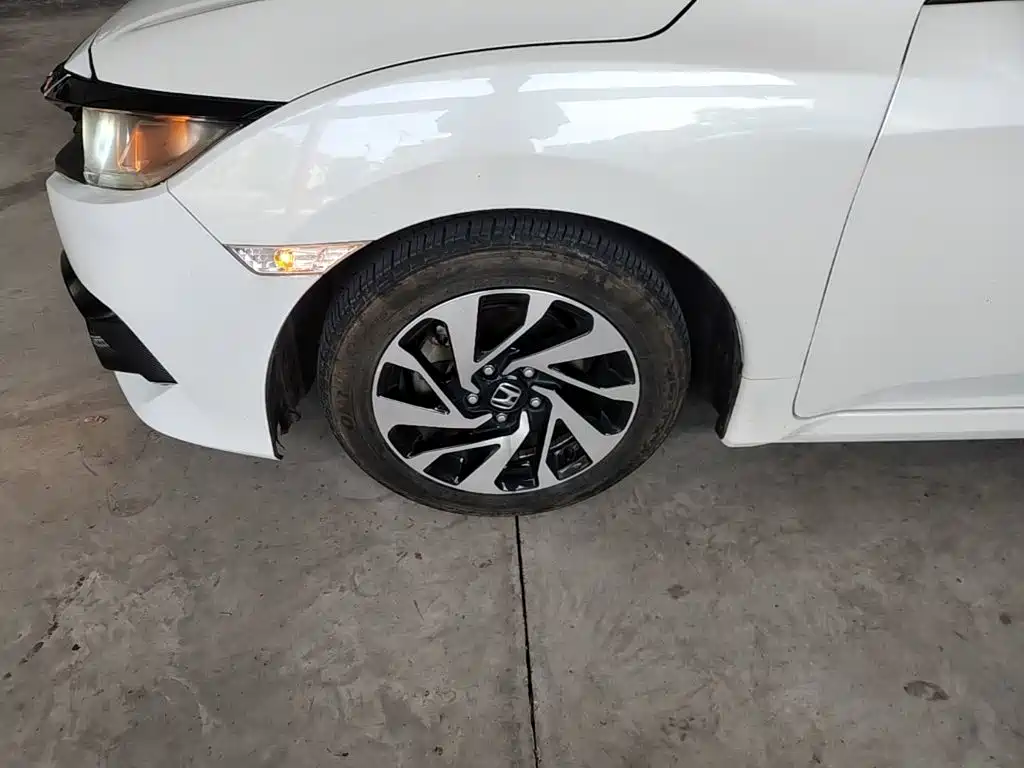 Honda Civic — миниатюра 23