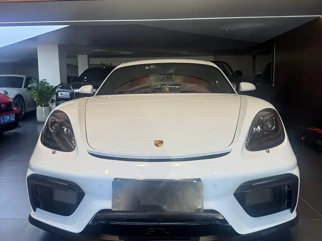 PORSCHE 718