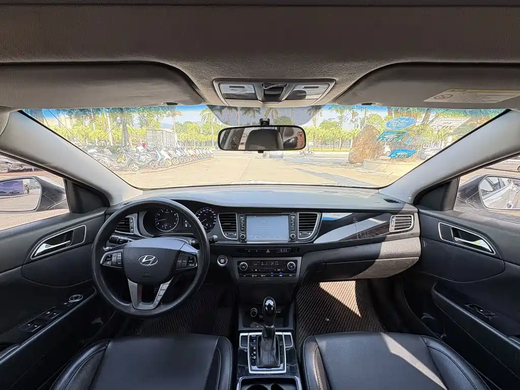 Hyundai Mistra — миниатюра 5