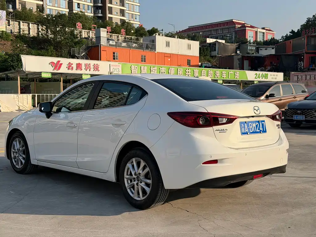 Mazda 3 Axela — миниатюра 9