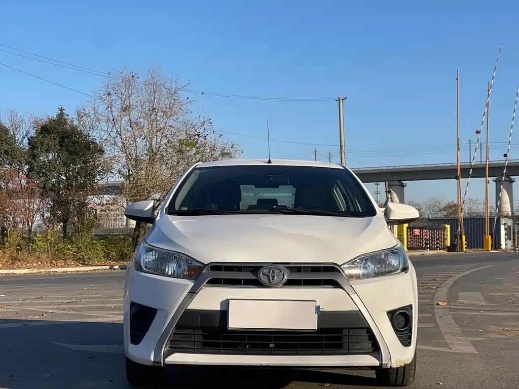 TOYOTA YARIS L ZHIXUAN