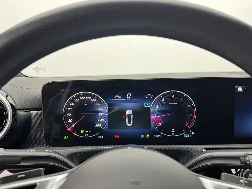 Mercedes-Benz A-Class — миниатюра 12