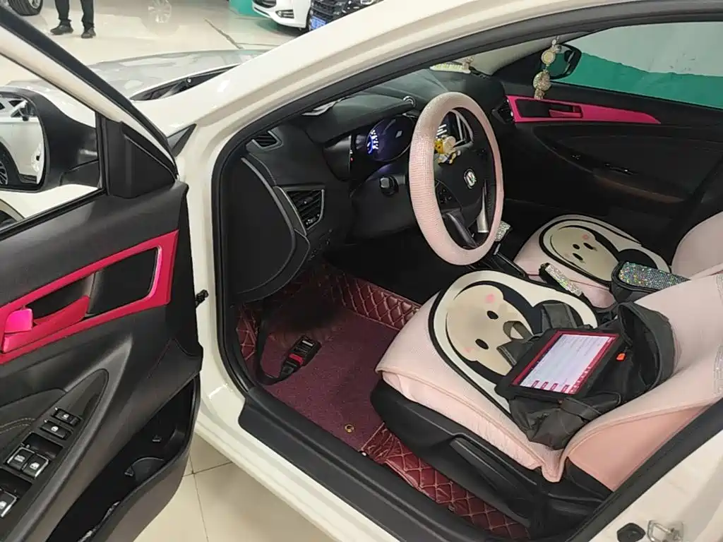 Changan Eado XT — миниатюра 16