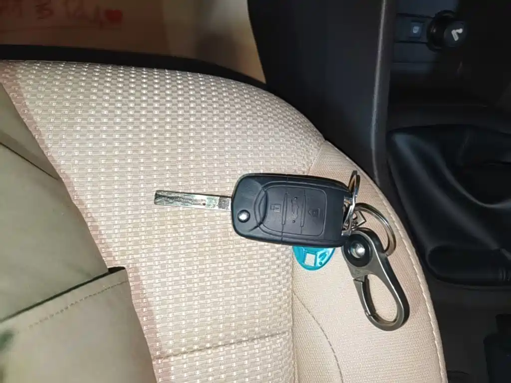 Wuling Hongguang — миниатюра 9