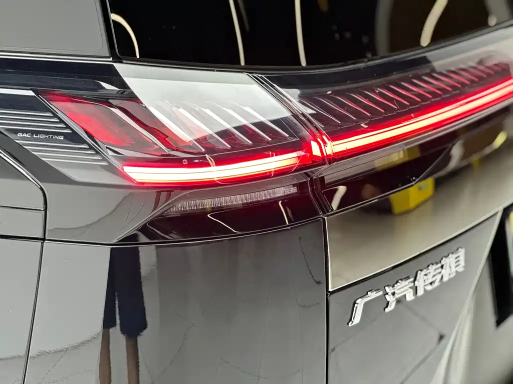 GAC Motor Trumpchi E8 PHEV — миниатюра 18