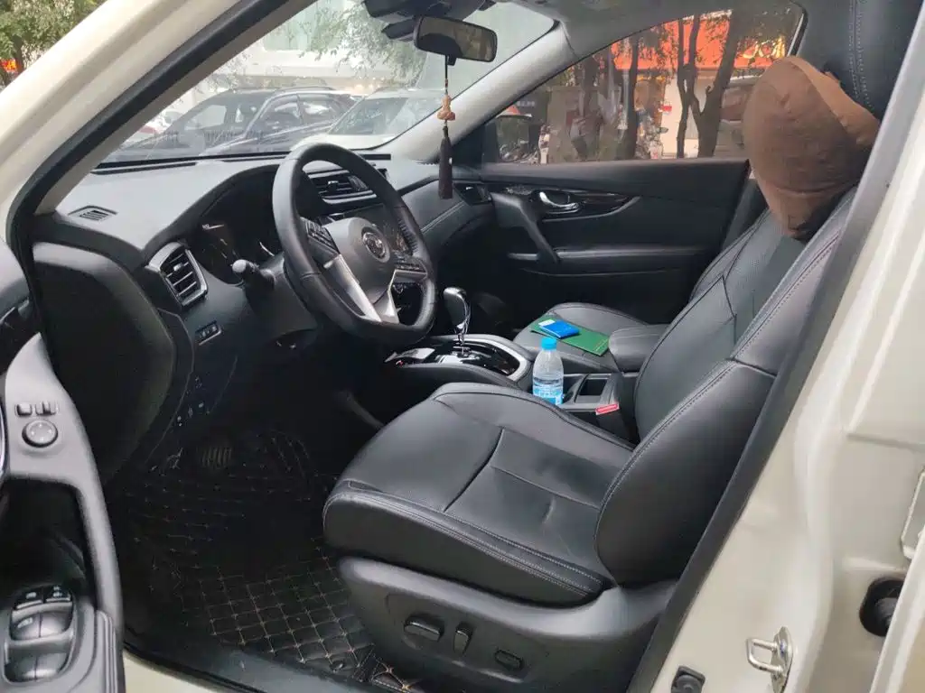 Nissan X-Trail — миниатюра 8