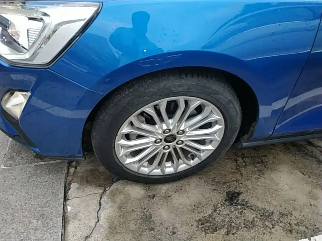 Ford Focus — миниатюра 23