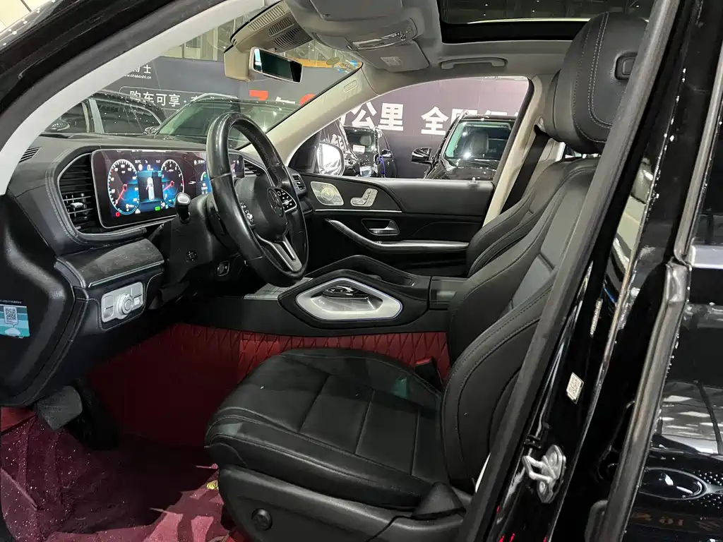 Mercedes-Benz GLE (Import) — миниатюра 9