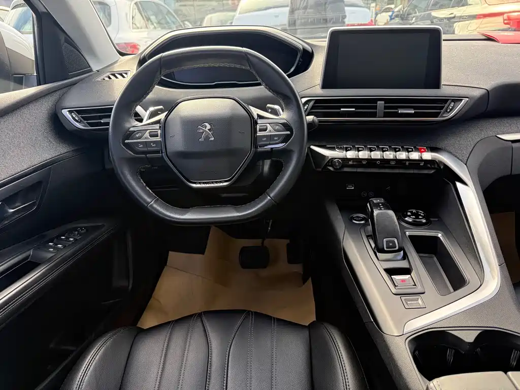 Peugeot 5008 — миниатюра 9