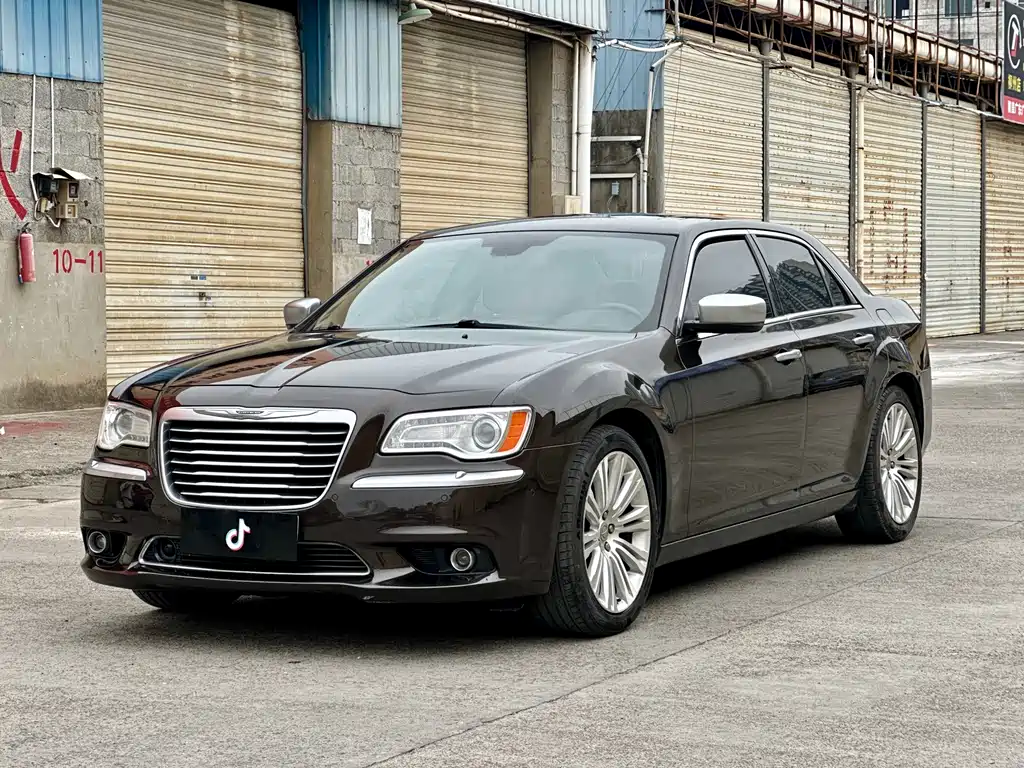 Chrysler 300C 2013