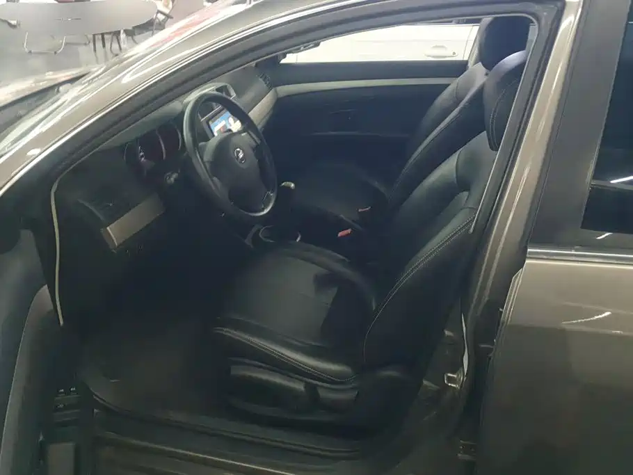 Nissan Sylphy — миниатюра 9