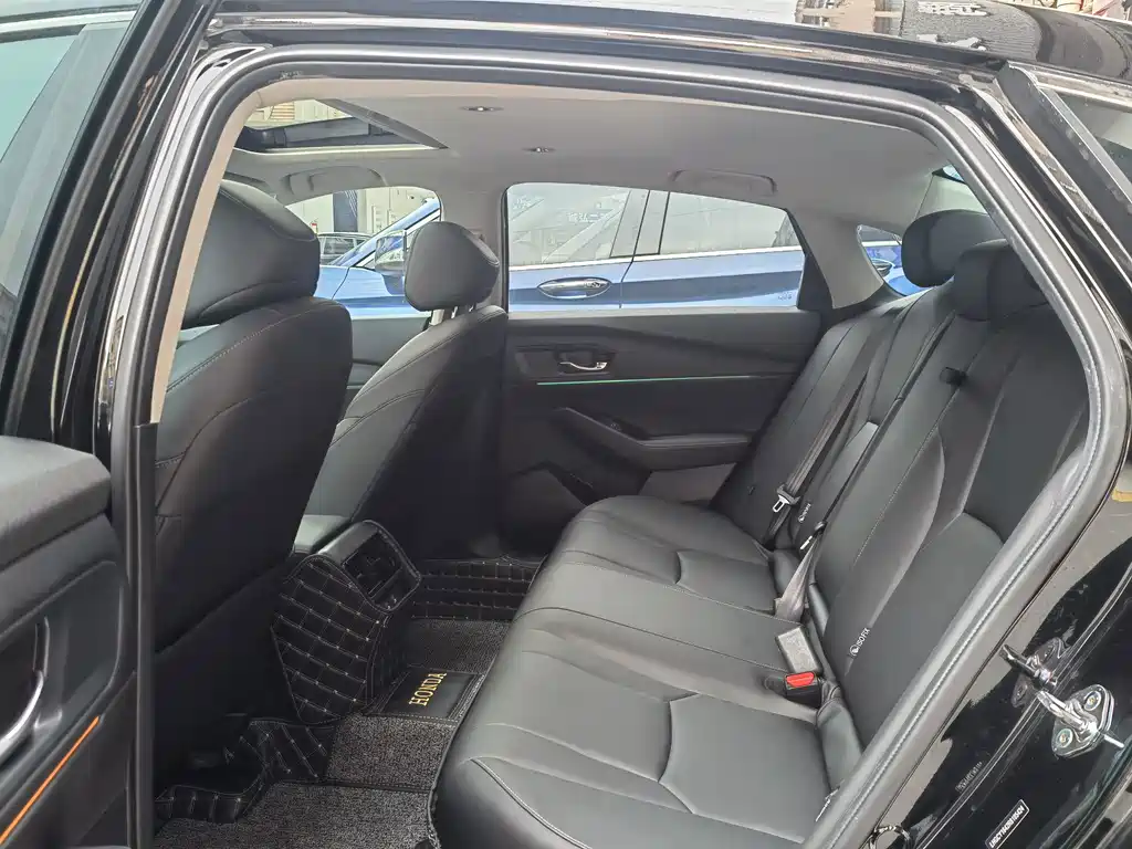 Honda Accord — миниатюра 15