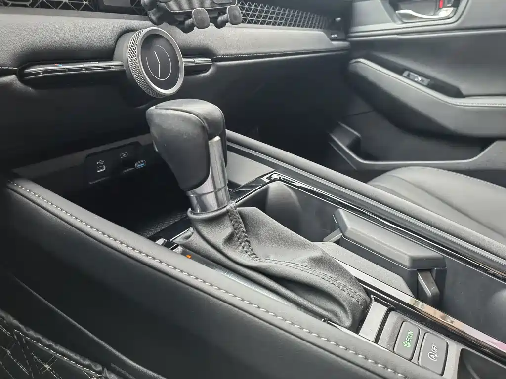 Honda Accord — миниатюра 21