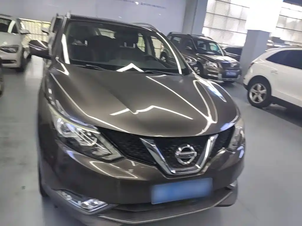 Nissan Qashqai — миниатюра 3