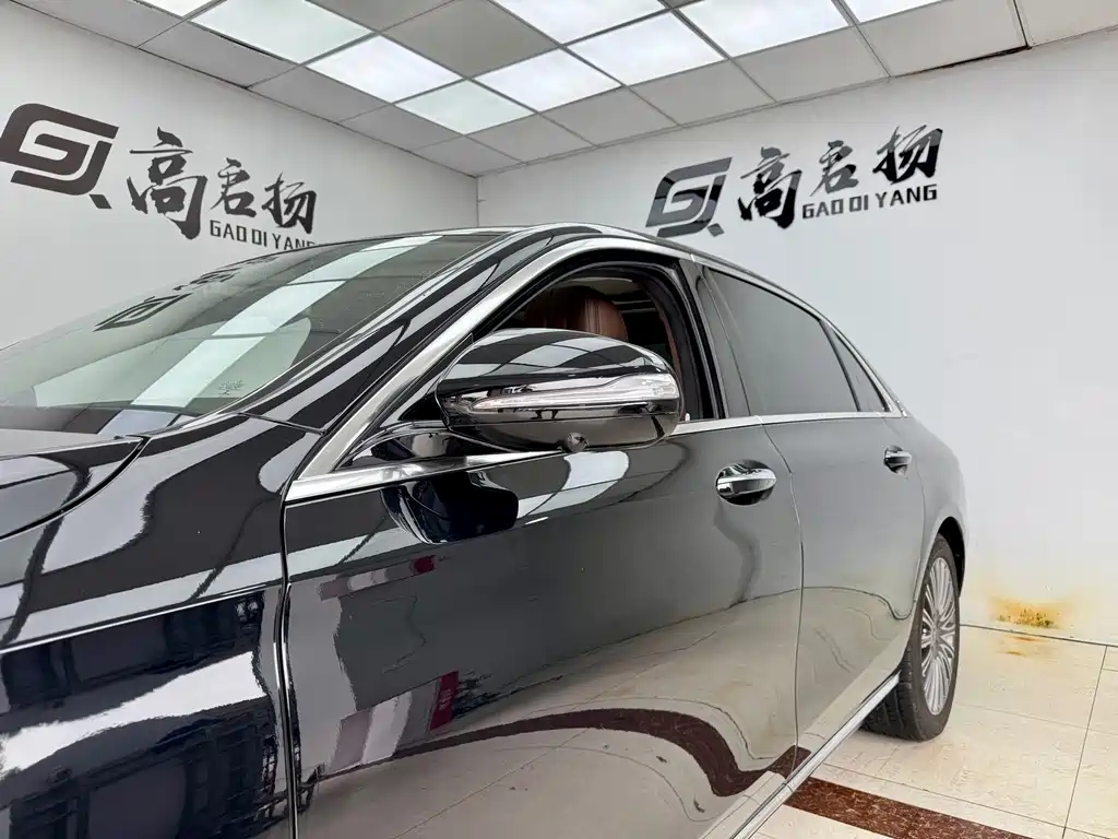 Mercedes-Benz E-Class — миниатюра 5