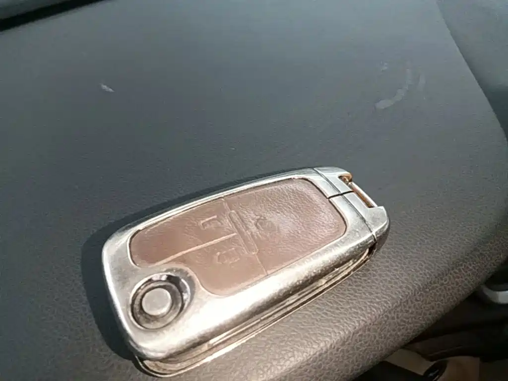 Buick Excelle — миниатюра 9
