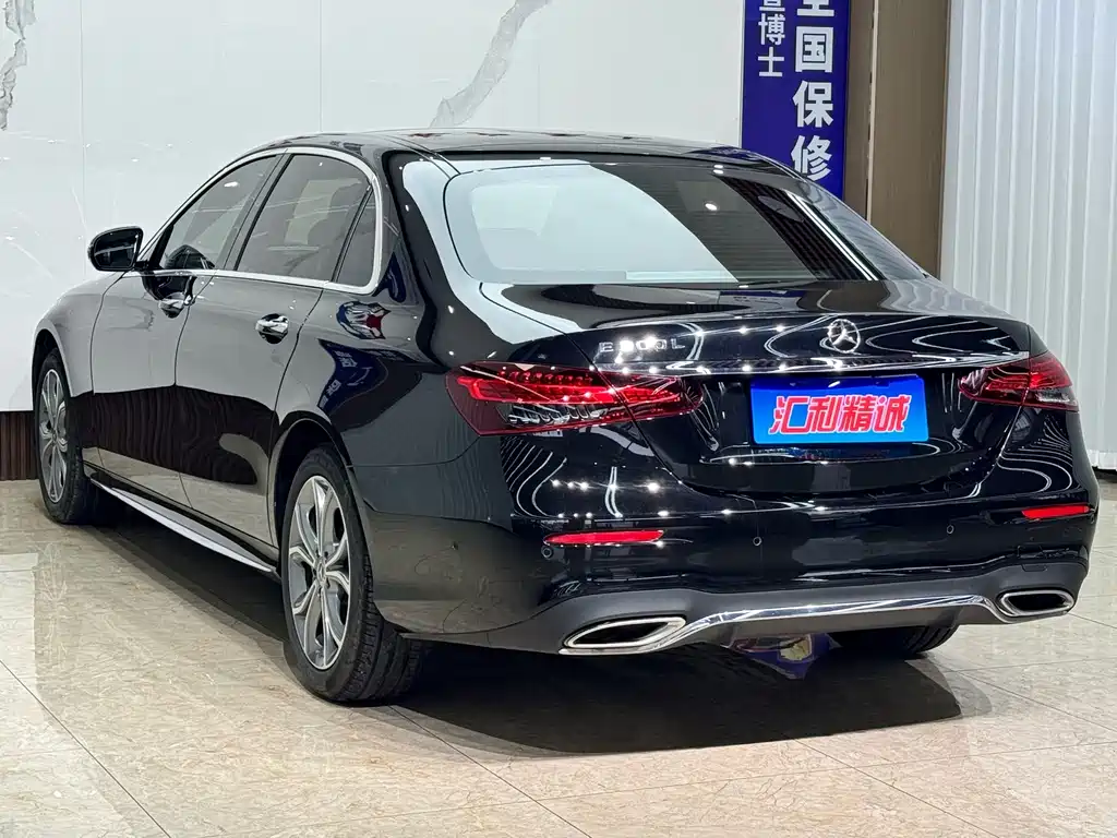 Mercedes-Benz E-Class — миниатюра 4