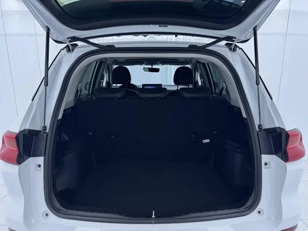 Haval M6 — миниатюра 14