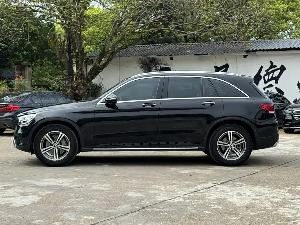 Mercedes-Benz GLC 2021 GLC 260 L 4MATIC