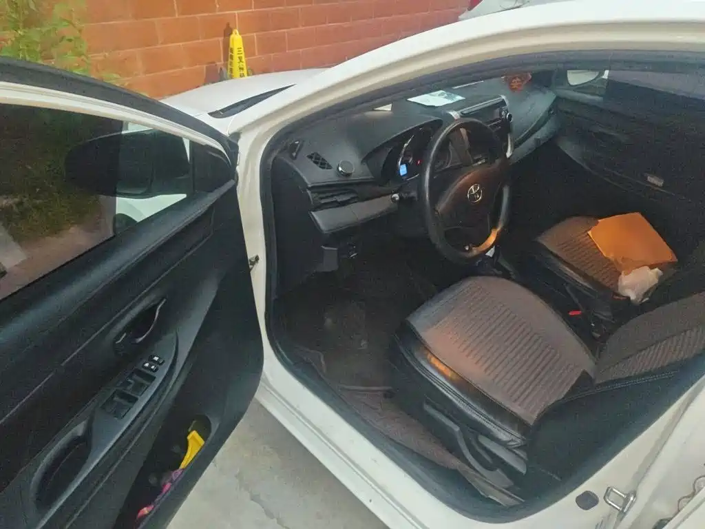 Toyota Vios FS — миниатюра 12