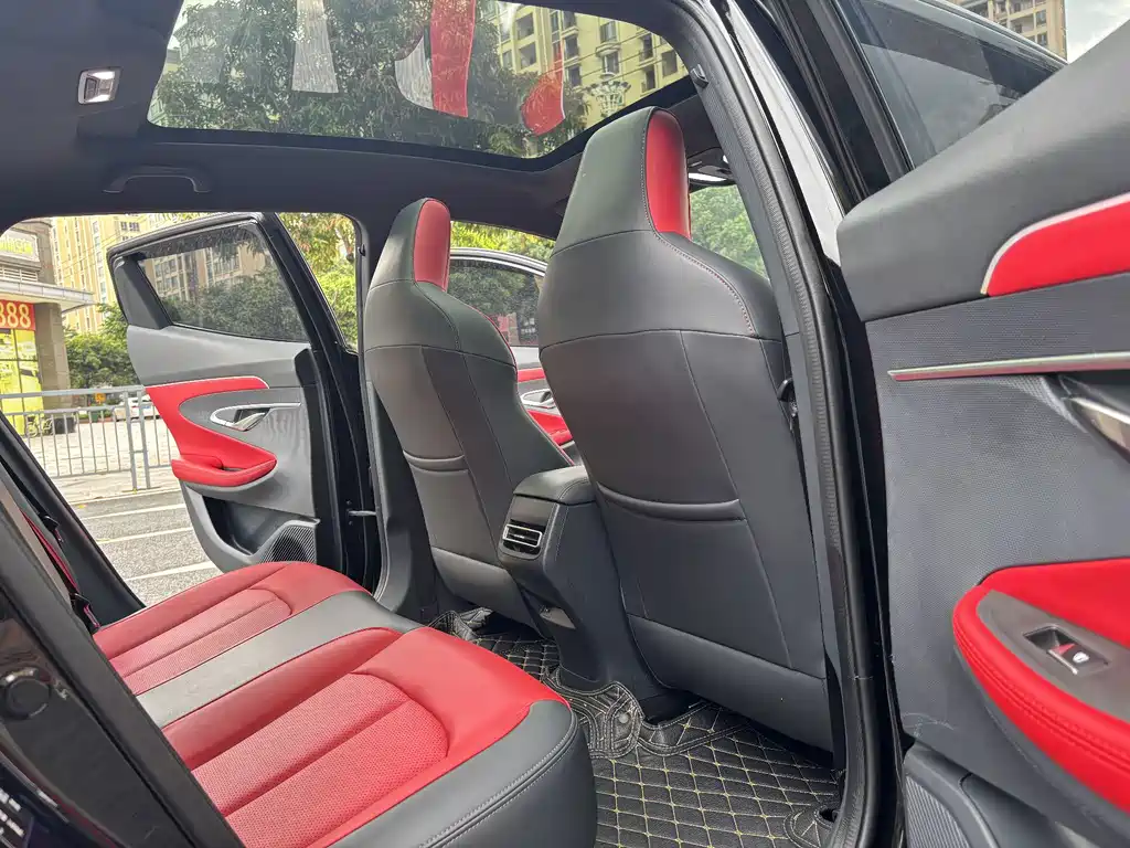 Changan UNI-T — миниатюра 12