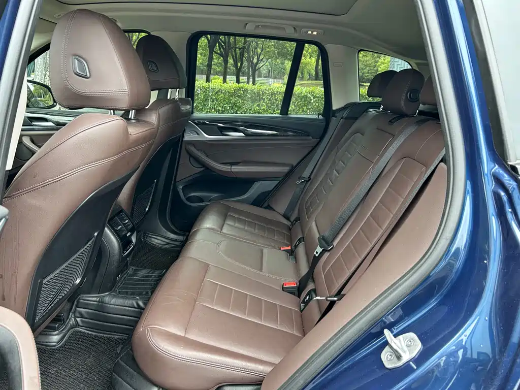 BMW X3 — миниатюра 12