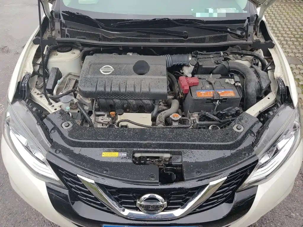 Nissan Tiida — миниатюра 19