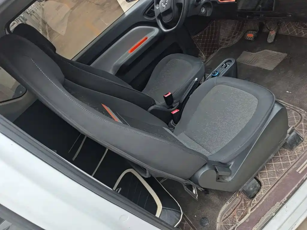 Wuling MINIEV — миниатюра 25