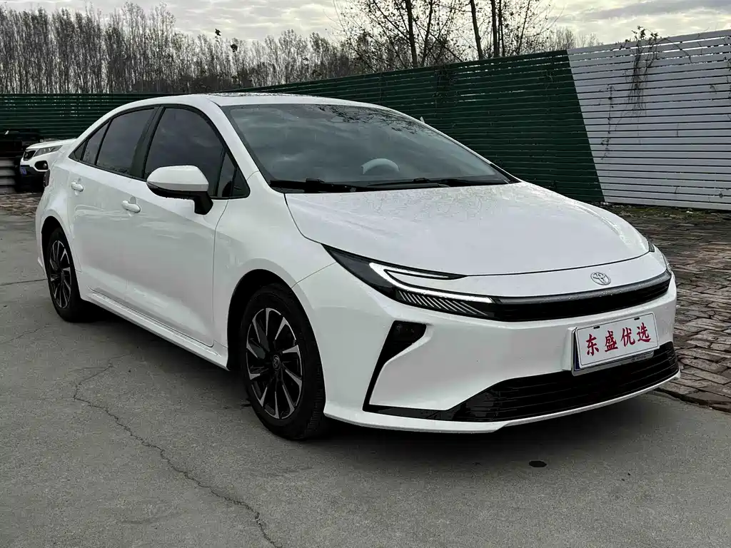 Toyota Corolla — миниатюра 3