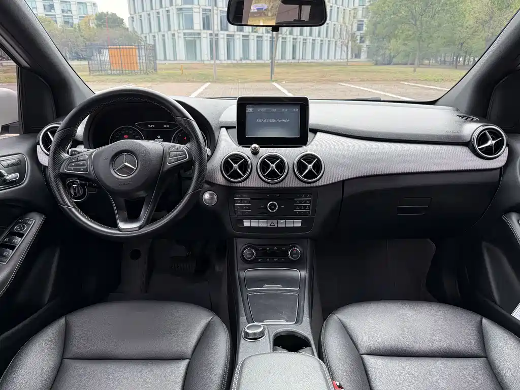 Mercedes-Benz B-Class — миниатюра 5