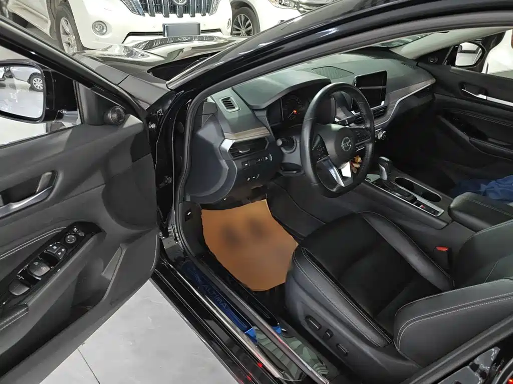 Nissan Teana — миниатюра 16