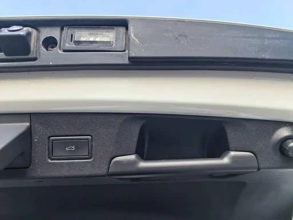 Volkswagen Lamando — миниатюра 20