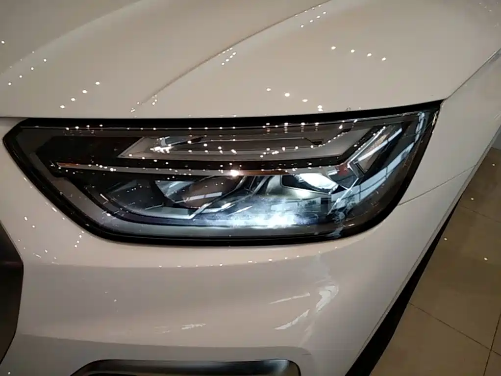 Audi Q5L — миниатюра 24