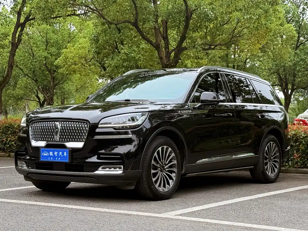 Купить Lincoln Aviator