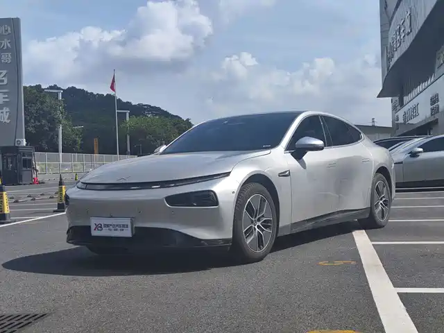 2023 Xpeng P7