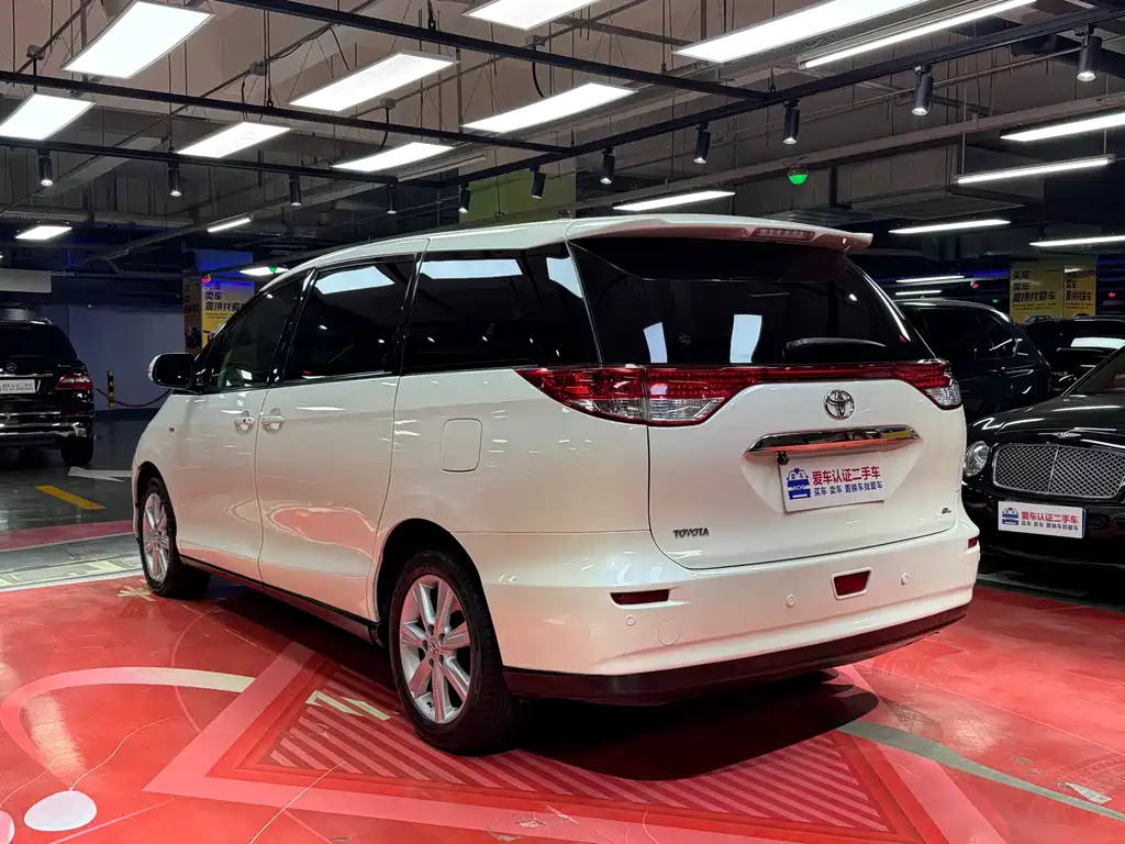 Toyota Previa 2010 2.4L AT