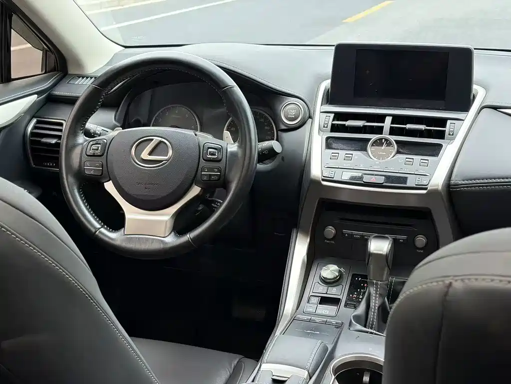 Lexus NX — фотографии объявления, Фото 16