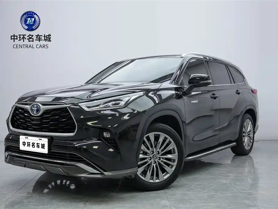 Toyota Highlander 2021