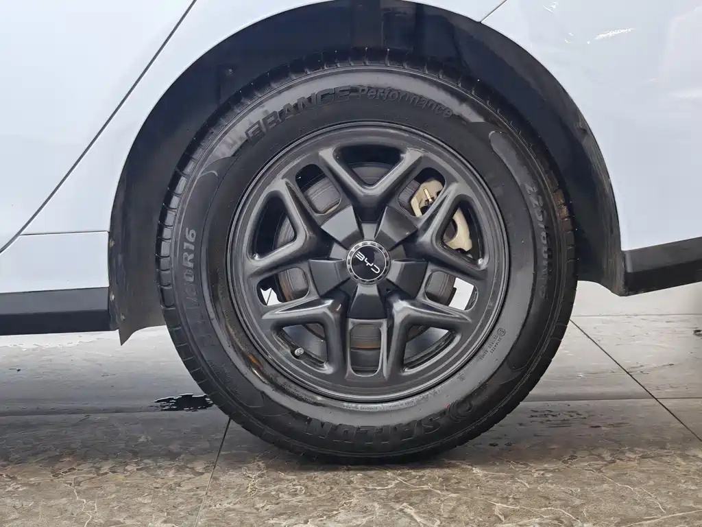 BYD Seal 05 DM-i — миниатюра 9