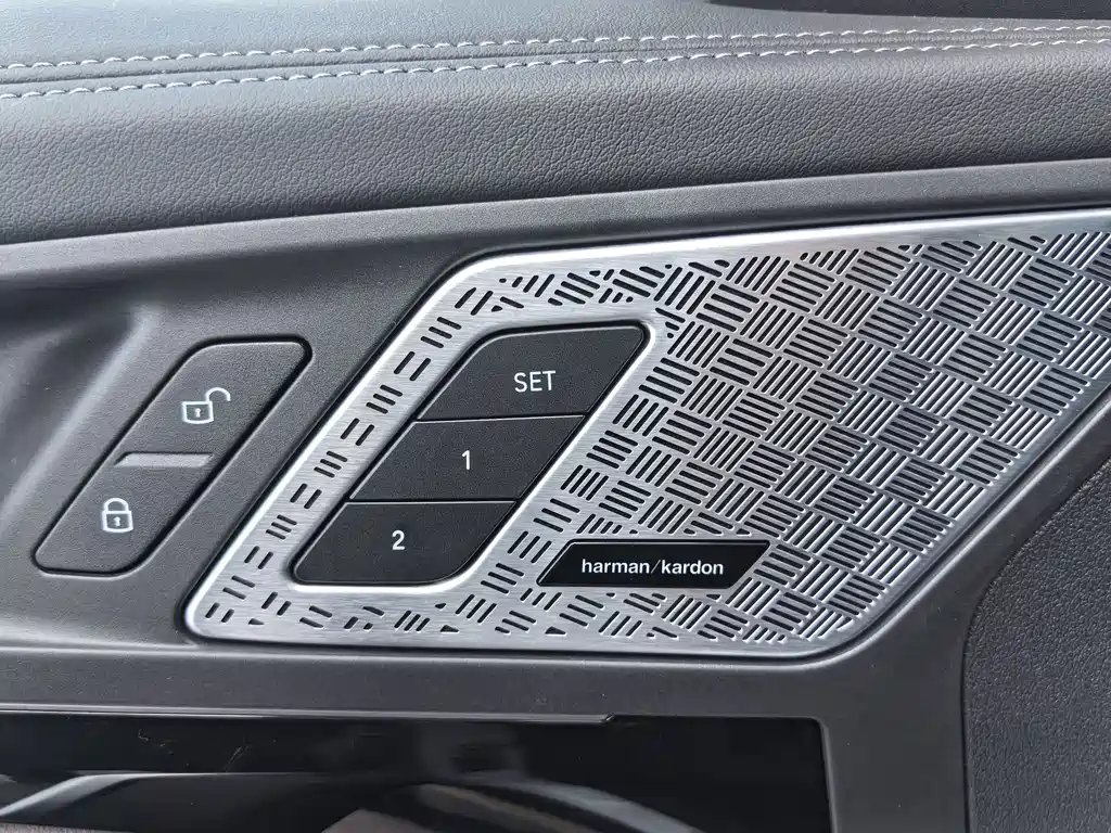 BMW X1 — миниатюра 6