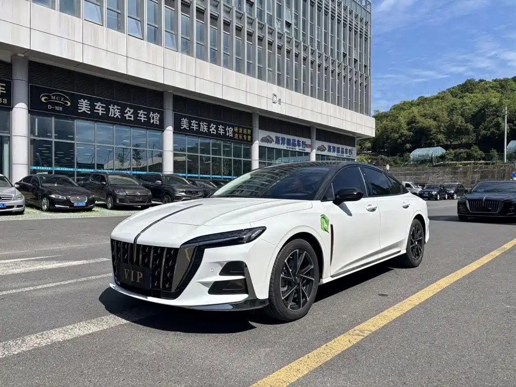 Hongqi H6 2024 2.0T