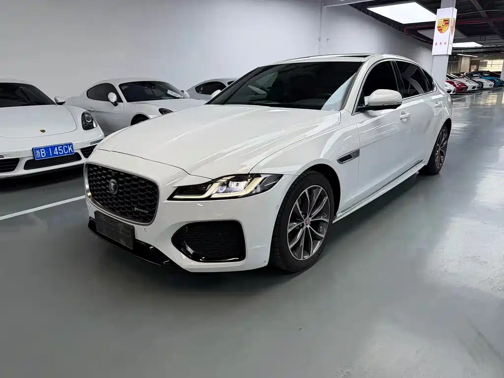 Купить Jaguar XFL