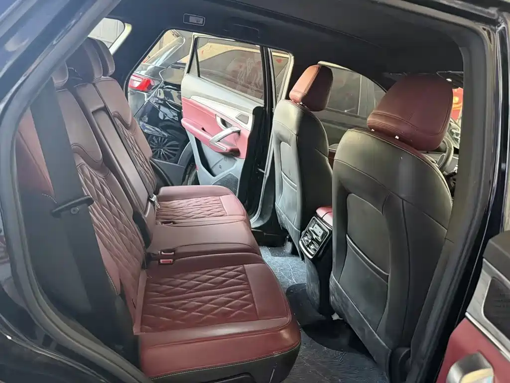 Jetour X70 PLUS - фото 13