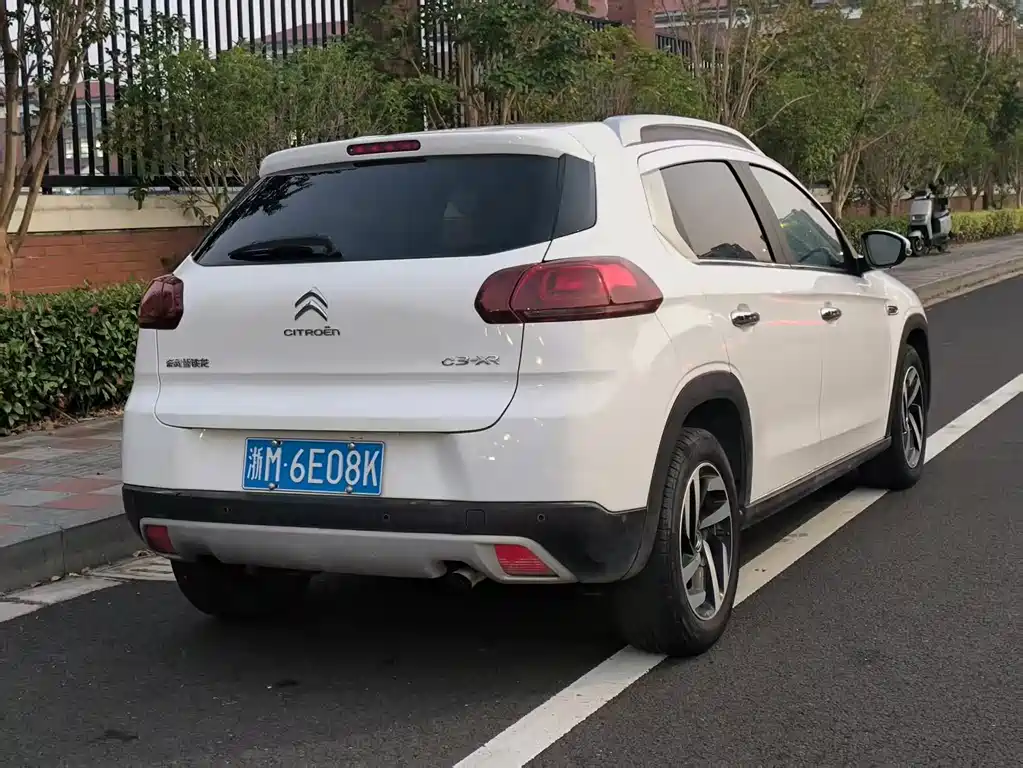 Citroen C3-XR — миниатюра 4
