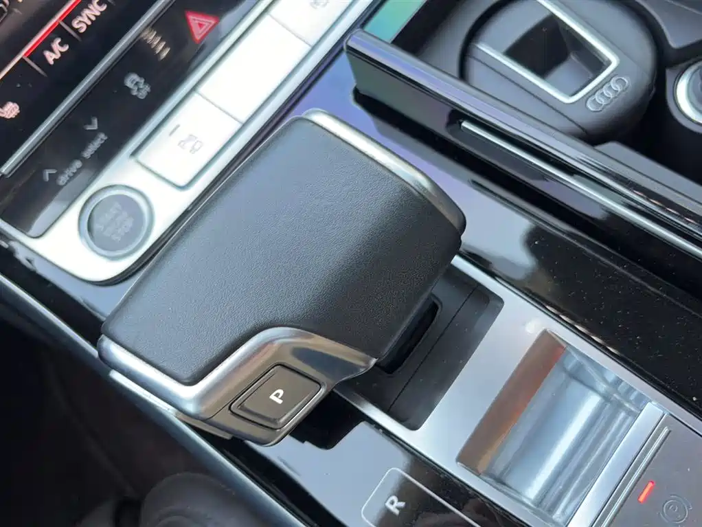 Audi A8 2021 A8L 50 TFSI quattro Comfort